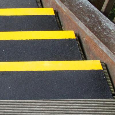 Antirutschkantenprofil GFK Medium 